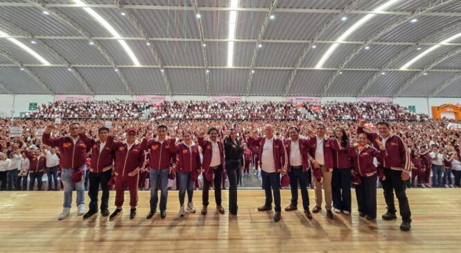 CONMEMORAN TRABAJADORES DE LA EDUCACIÓN DE LA SECCIÓN 36 DEL SNTE EL DÍA DEL TRABAJO