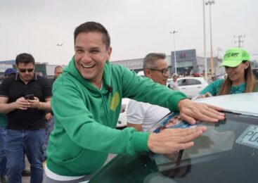 LUIS MONTAÑO UNE LAZOS CON TRANSPORTISTAS DE ATIZAPÁN