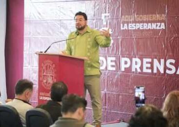 INFORMA ALCALDE ISAAC MONTOYA QUE SE INVERTIRAN 30 MILLONES DE PESOS PARA RESCATAR CATORCE CANCHAS DEL MUNICIPIO EN BENEFICIO DE CIEN MIL NAUCALPENSES