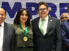 LA MUJER EMPRENDEDORA AVANZA DE LA MANO DE SU FAMILIA Y COMUNIDAD EN FAVOR DE MÉXICO: MARINA SALGADO 
