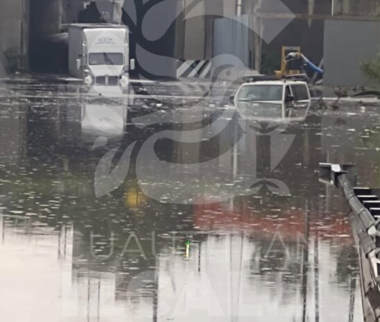GOBIERNO DE IZCALLI DESPLIEGA EQUIPOS DE PROTECCIÓN CIVIL, BOMBEROS, SEGURIDAD Y SERVICIOS PÚBLICOS PARA ATENDER A COMUNIDADES QUE RESULTARON AFECTADAS POR LA INTENSA LLUVIA DE ESTE SÁBADO