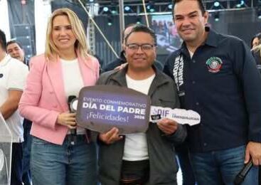 FESTEJA HUIXQUILUCAN A PAPÁS CON 7 AUTOMÓVILES ÚLTIMO MODELO Y MÁS DE MIL REGALOS