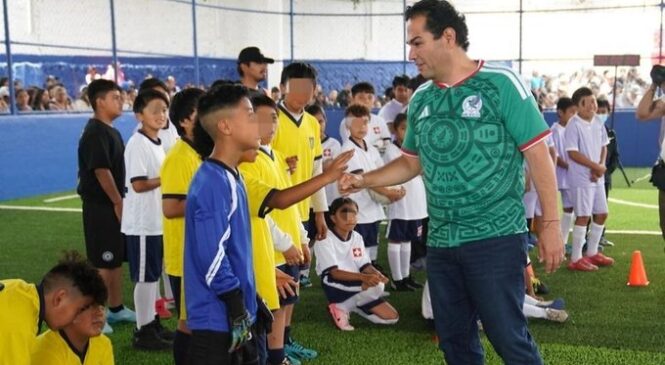 ACOMPAÑADA POR EL SENADOR ENRIQUE VARGAS, LA ALCALDESA ROMINA CONTRERAS ENTREGA REHABILITACIÓN DEL DEPORTIVO SAN FERNANDO