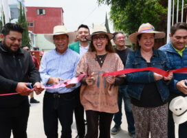 RECUPERA AZUCENA CISNEROS CALLES Y DIGNIDAD PARA MÁS DE 5 MIL FAMILIAS DE VILLAS DEL SOL