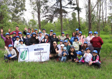 GOBIERNO DE NAUCALPAN E INICIATIVA PRIVADA LLEVAN A CABO JORNADA DE REFORESTACIÓN EN EL PARQUE LA HOJA