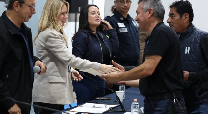 RECONOCE HUIXQUILUCAN A SERVIDORES PÚBLICOS POR ATENDER EMERGENCIAS CON EFICACIA Y VALENTÍA