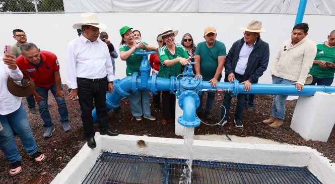 CON O SIN AMPARO, MÁS DE 41 MIL HABITANTES DE ECATEPEC YA SON BENEFICIADOS CON SUMINISTRO  DE AGUA: AZUCENA CISNEROS