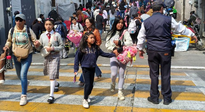 DESPLIEGA HUIXQUILUCAN OPERATIVO “REGRESO A CLASES”