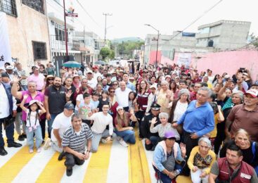 REHABILITAN CON CONCRETO HIDRÁULICO CALLE JOSÉ MARÍA PINO SUÁREZ EN TLALNEPANTLA