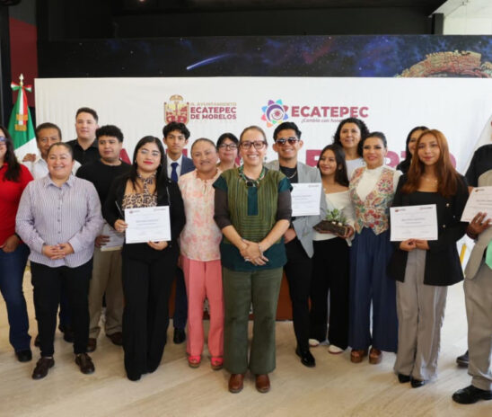 AZUCENA CISNEROS ABRE ESPACIOS A JÓVENES PARA HABLAR DE EMPLEO, EDUCACIÓN Y NEGOCIOS