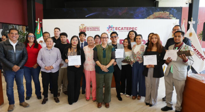 AZUCENA CISNEROS ABRE ESPACIOS A JÓVENES PARA HABLAR DE EMPLEO, EDUCACIÓN Y NEGOCIOS