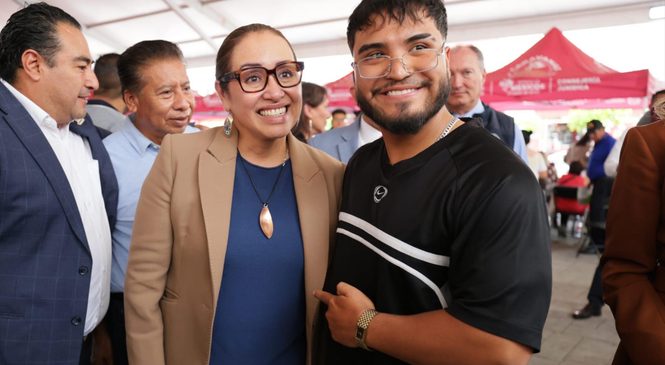 ACERCAN SERVICIOS EN ECATEPEC CON LAS CARAVANAS ITINERANTES POR LA JUSTICIA SOCIAL