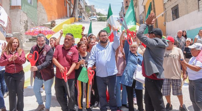CONTINÚA NAUCALPAN LA RECUPERACIÓN DE CALLES CON EL PROGRAMA COMUNA