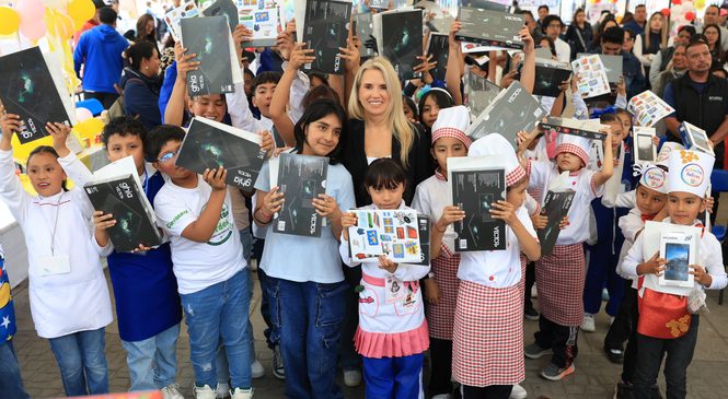 SIEMBRA HUIXQUILUCAN EL EMPRENDIMIENTO ENTRE ESTUDIANTES PARA FORMAR PEQUEÑOS FINANCIEROS