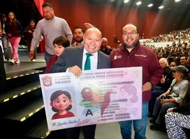 ENTREGA GOBIERNO DE TLALNEPANTLA LICENCIAS DE CONDUCIR A GRADUADAS DEL PROGRAMA “MUJERES CONTIGO AL VOLANTE”