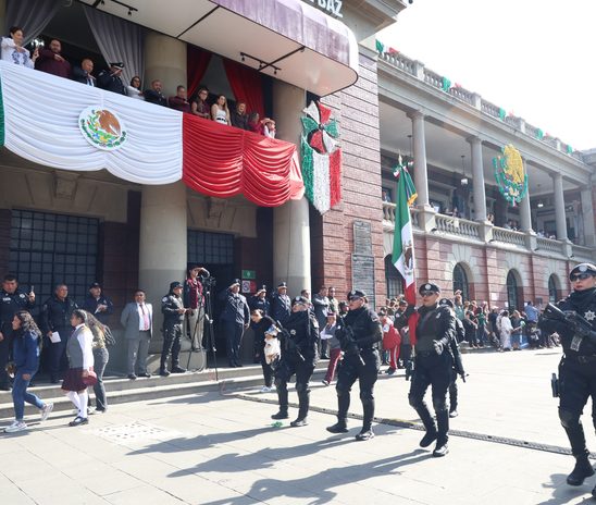 REALIZA TLALNEPANTLA DESFILE CÍVICO-MILITAR POR EL 216 ANIVERSARIO DE LA INDEPENDENCIA DE MÉXICO