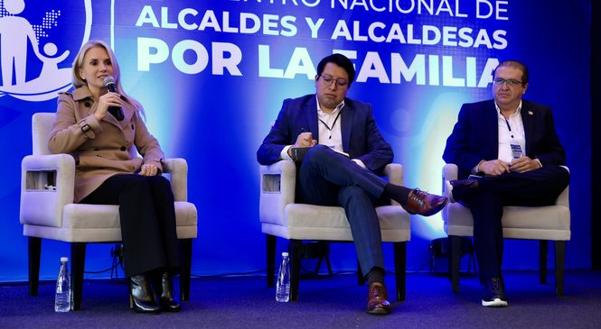 COMPLEJO ROSA MÍSTICA OFRECE MÁS DE 300 MIL SERVICIOS MÉDICOS MULTIDISCIPLINARIOS A FAMILIAS DE HUIXQUILUCAN