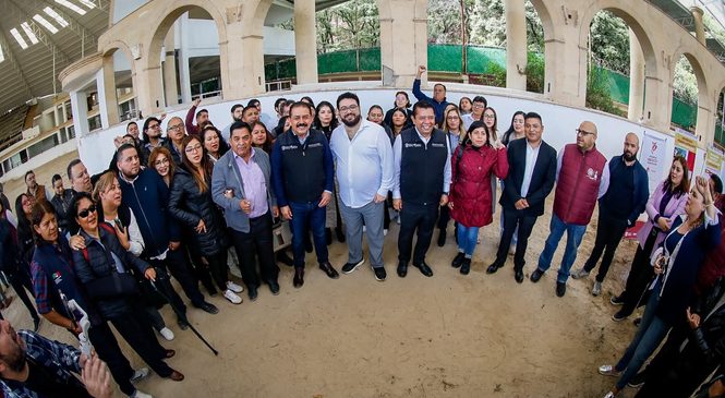UNIVERSIDAD ROSARIO CASTELLANOS EN NAUCALPAN RECIBE A SU SEGUNDA GENERACIÓN CON MIL 800 ESTUDIANTES