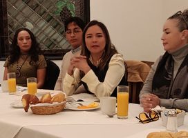 ANGÉLICA DEL VALLE RENUNCIA AL PRI Y SE SUMA AL PROYECTO DE ISAAC MONTOYA