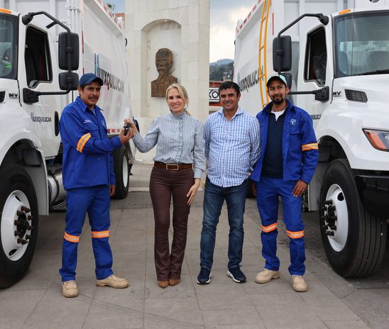 ENTREGA HUIXQUILUCAN NUEVO PARQUE VEHICULAR PARA MEJORAR SERVICIOS PÚBLICOS Y LA ATENCIÓN A LA POBLACIÓN