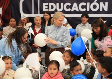 REHABILITA HUIXQUILUCAN ESCUELA DE LA CAÑADA E INSTALA JUEGOS INFANTILES