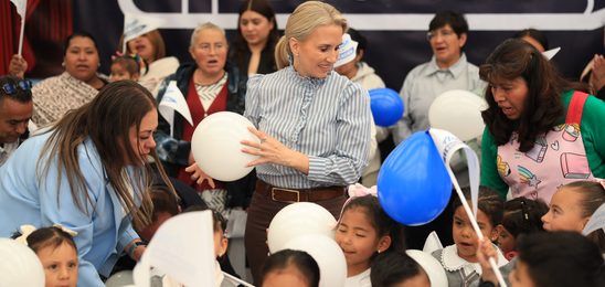 REHABILITA HUIXQUILUCAN ESCUELA DE LA CAÑADA E INSTALA JUEGOS INFANTILES