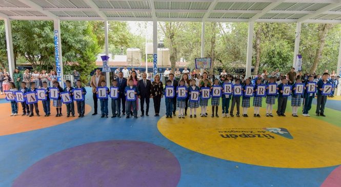 ATIZAPÁN FORTALECE ESCUELAS CON AULAS DIGITALES Y MOBILIARIO PARA MÁS DE MIL ESTUDIANTES