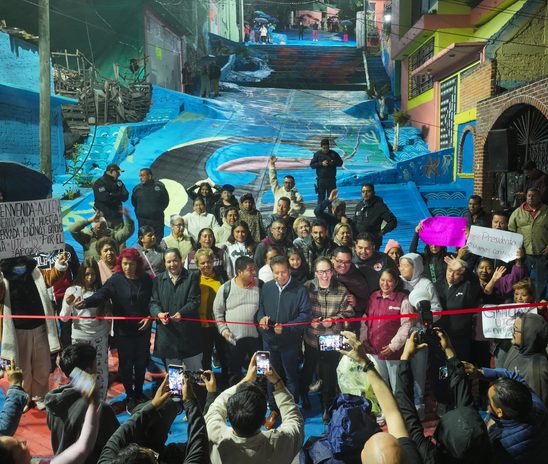 TRANSFORMAN CALLE DE LOS BORDES EN SENDERO SEGURO TRAS REPORTES DE ASALTOS EN ECATEPEC